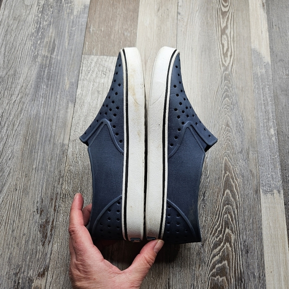 Native Shoes Miles style slip on sneakers Navy Blue M4 W6 - Picture 5 of 6